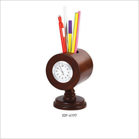 Pen stand