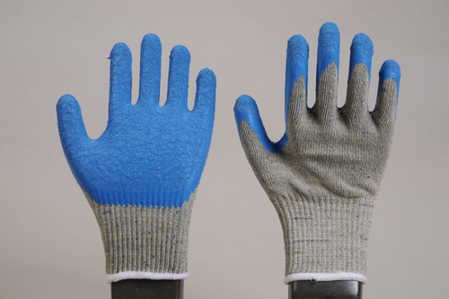 Nitrile and Rubber Gloves
