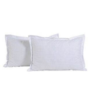 Poly cotton Bolster Cover By GLOBAL LINEN COMPANY