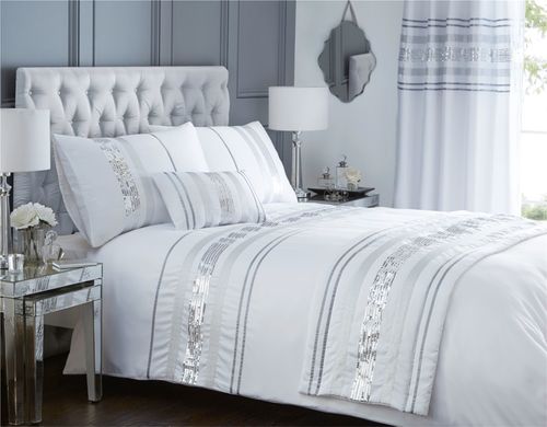 Designer bed runner
