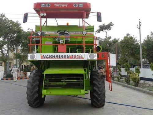 Self Propelled Combine Harvester