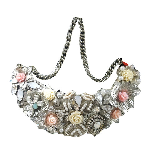 White Glass Beads flower Design Necklace