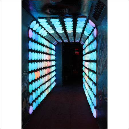 Ultimate Mirror Maze