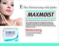 WITH JOJOBA OIL & VIT E