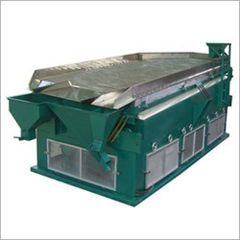 Grain Gravity Separator - Steel Customizable Dimensions | 3 HP Motor Power 1000 kg/hr Capacity 2-4 Decks Variable Screen Size 500 kg Weight