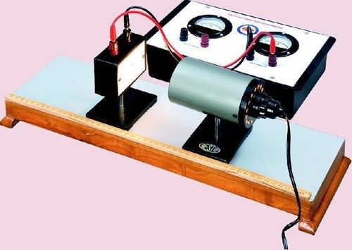 PHOTOCELL CHARACTERISTICS APPARATUS