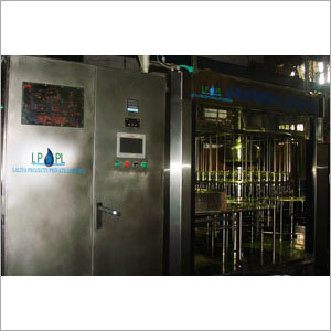 Automatic Rinser - Filler - Capper