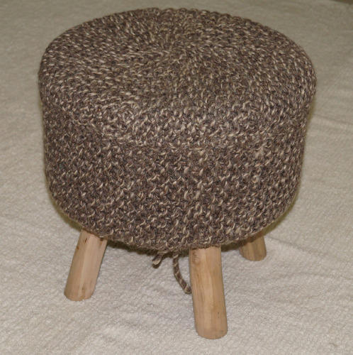 Knitted Pouf Application: Home