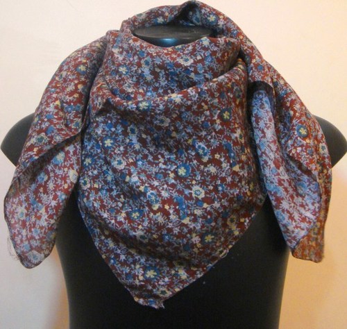 Printed Stoles - 100% Cotton, 100x100 cm, Multicolor | Soft Fabric, Stylish Design, Customizable Prints, Versatile Style