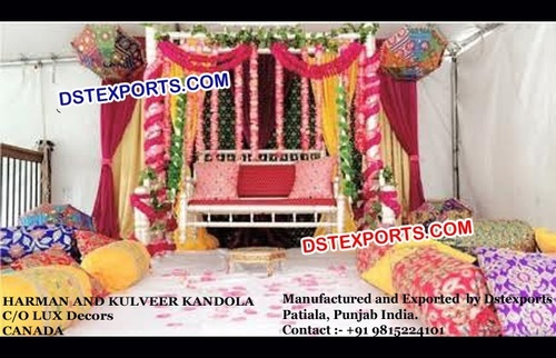 Punjabi Mehandi Stage Decoration With Jhula