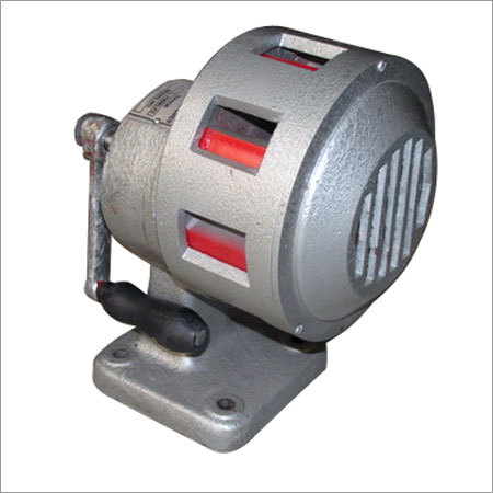 Manual Hand Operated Siren Control Distance: 1Km Meter (M)