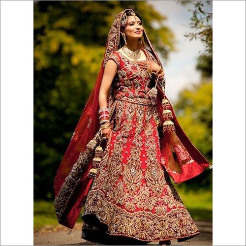 Embroidered Bridal Lehenga Decoration Material: Lace