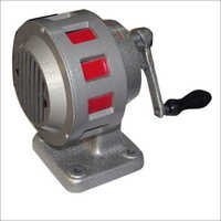 Hand Operated Siren - Aluminium Casting, 1km Range, 6.5 Kg Weight | Suitable For Office Use, Floor Mounted