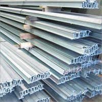 I Beam Application: For Construction Use