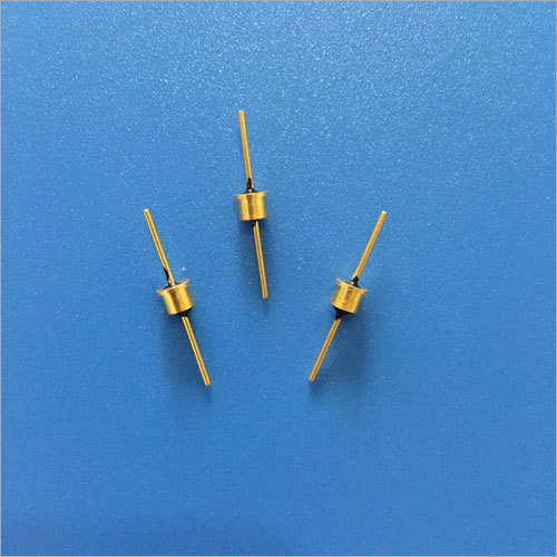 Solder In Feed Through Capacitors H4033-002 Application: Microwave