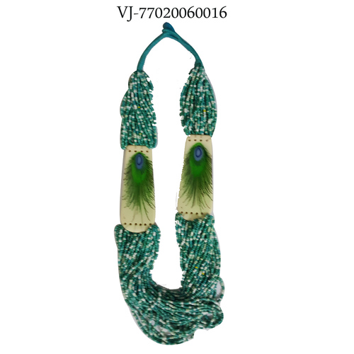 Green Glass Beaded With Pendant Necklace