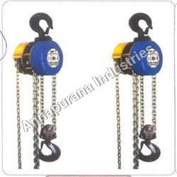 Chain Pulley Block - Mild Steel, 1 Ton Lifting Capacity | Strong, Durable, High Performance, 1 Year Warranty