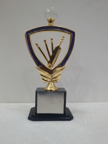 Aluminium Meena Trophy Size: 10 Inch