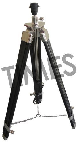 Nautical Lamp With Tripod