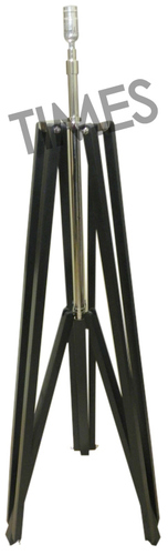 Nautical Lamp With Tripod