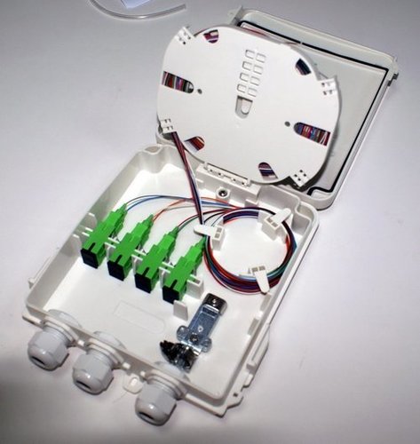 FIBER OPTIC PATCH PANNEL (FTTH BOX)