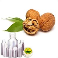 Walnut Carrier Oil - Juglans Regia, Pale Yellow Liquid With Characteristic Odor, Excellent Emollient For Dry Skin, Ideal For Aromatherapy And Massage
