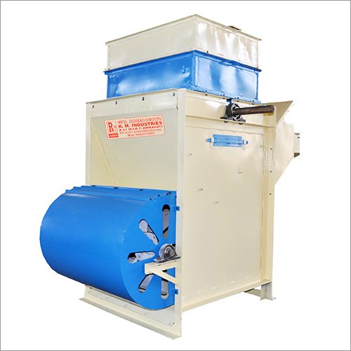 Groundnut Decorticator - Mild Steel, 1000x800x1500 mm, 250-500 kg | Compact Design, Efficient Decortication, Versatile Usage, PTO/Engine Power