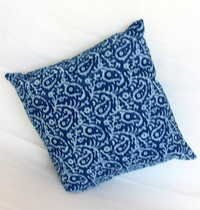 Block Print Cushion Cover - 100% Cotton, 406.4 Mm, Blue, Handmade, Ethnic Style | Customizable Sizes, Logos, Materials, Zipper Included