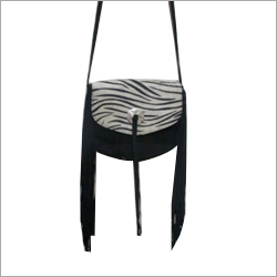 DESIGNER X BODY BAG