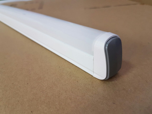 LED Tube Light T5/T8 - High Grade Aluminum 2 Foot Cool White & Warm White 5-15W Input Voltage 85-285V >135 Lumen/Watt | Reverse EMI Protection Surge Protection up to 4kV