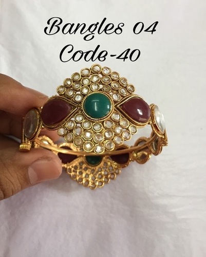 Antique Bangle Set - Copper Alloy Customizable Design with Charming Look and Immaculate Finish