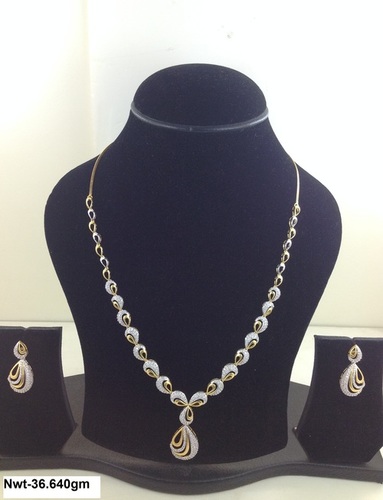 GOLD CZ NECKLACE SET GOLD CZ NECKLACE SET