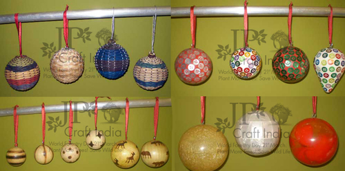 Natural Hanging Balls