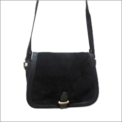 LEATHER MESSENGER BAG