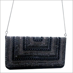 BEADED HAND PURSE