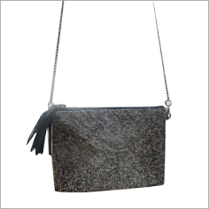 ANTIQUE BEADED POUCH