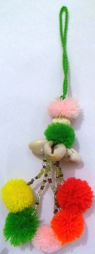SHELL Tribal Tassel