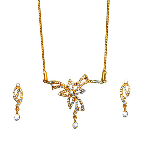 Round Flower Necklace