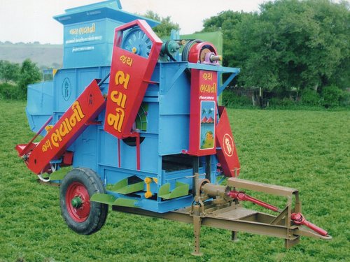 Agricultural Thresher