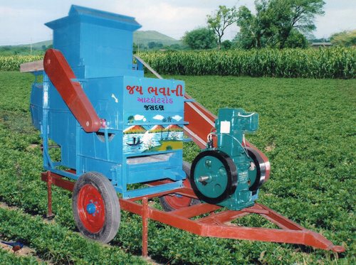 Tractor Thresher