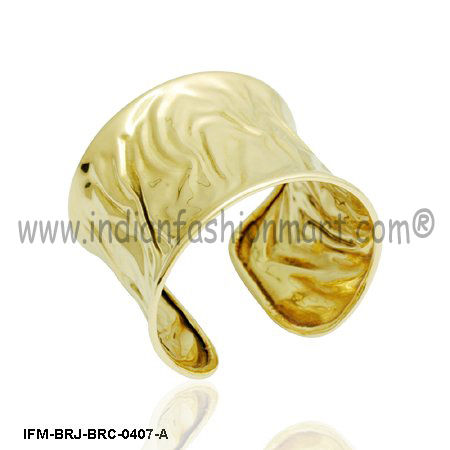 Mansuetude Jaggy - Brass Cuff Gender: Women