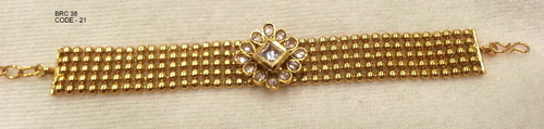Bracelet Kada - Copper Alloy, Diamond Inlays , Eye-Catching Designs for Elegant Fashion