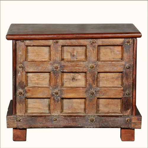 Beautiful Rustic Brown Reclaimed Mini Storage Trunk Chest Beautiful Rustic Brown Reclaimed Mini Storage Trunk Chest