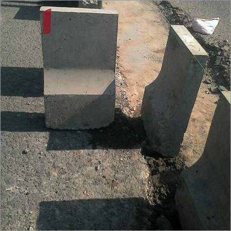 Cement Road Divider