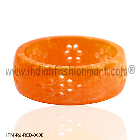 Expression Of Golden Oaks - Resin Bangle Gender: Women