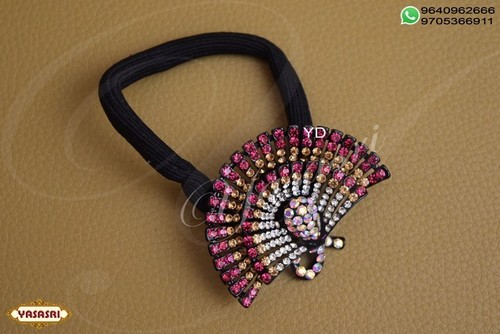 Maroon And White Women Designer Hair Clip