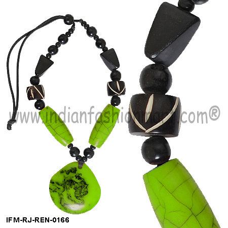 Meadow Brilliance - Resin Necklace Gender: Women