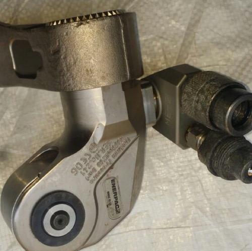 Sq Drive Type- Hydraulic Torque Wrench