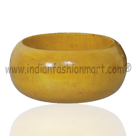 Pious Radiance -Wooden Bangle