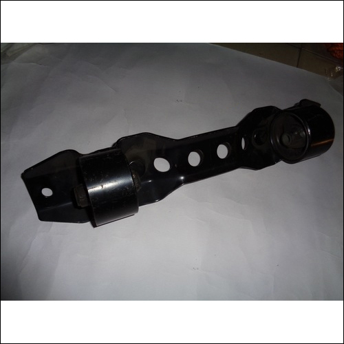 Mitsubishi Pajero Engine Mounting